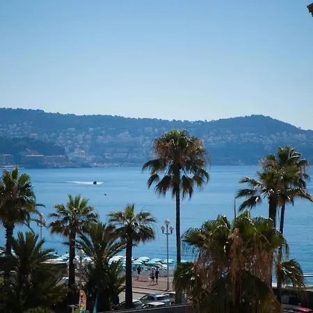 Apartment Beau Avec Vue A 50 M Proche De La Nice